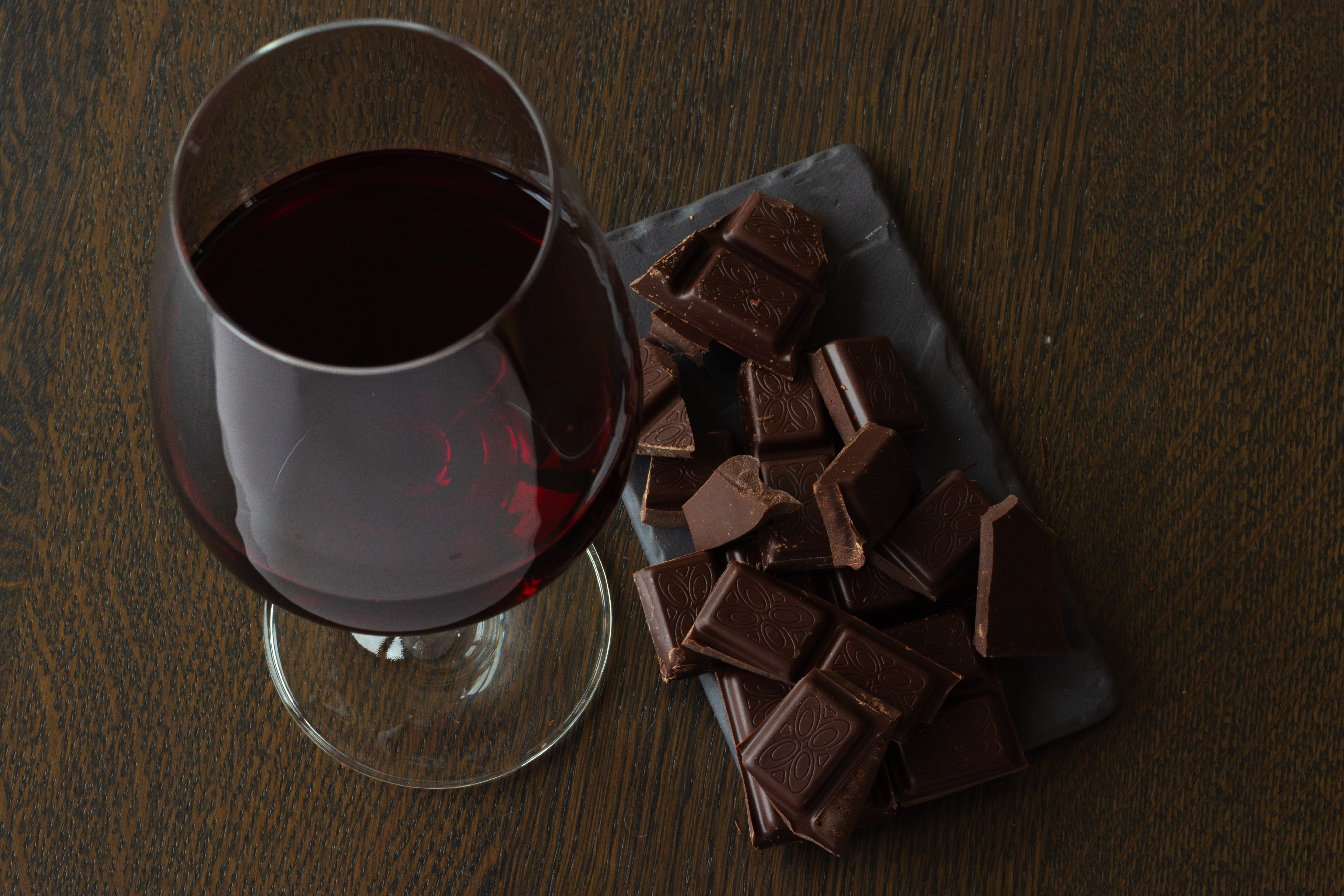 charleys-blog-chocolate-wine.jpg